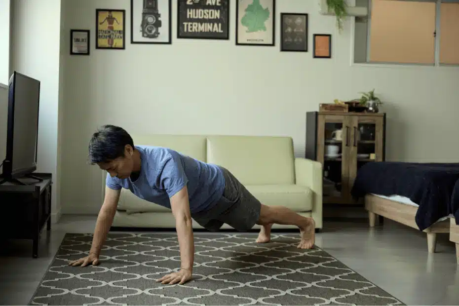 exercícios de peito em casa